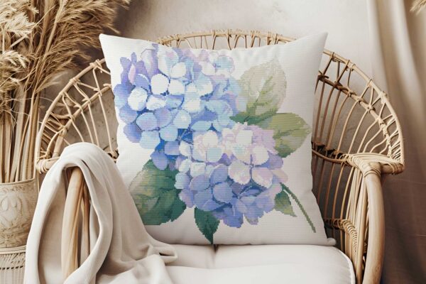 tikkimismustriga padi hortensia