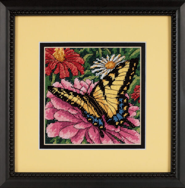 Cross stitch kit "Butterfly on Zinnia" D07232