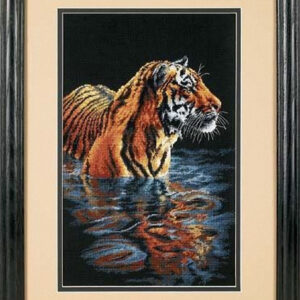Tiger Chilling Out D35222
