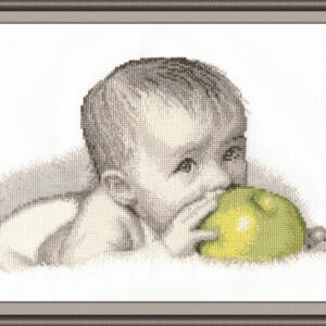 Baby with an Apple S511