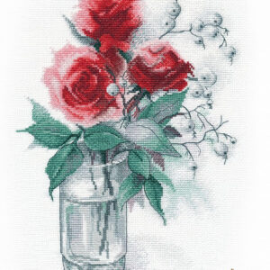 Roses and Snowberry S1353