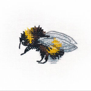 Shaggy bumblebee S1456