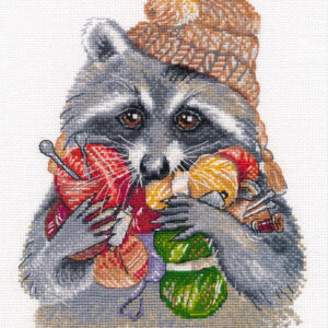 Raccoon needleworker S1474