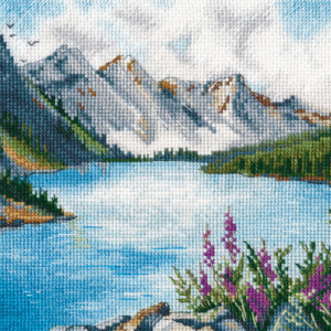 Cross-stitch kitMountain Lake S1506