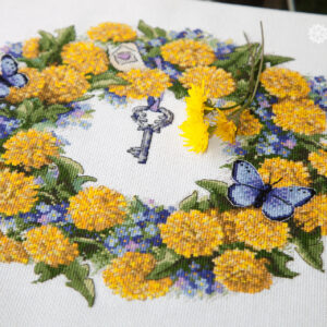 Dandelion Wreath SK97