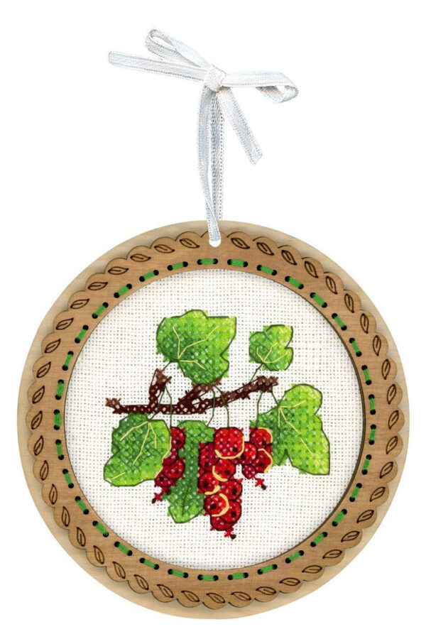 Tikand puidul Miniature. Summer berries. Currants 10x10 cm SO-131