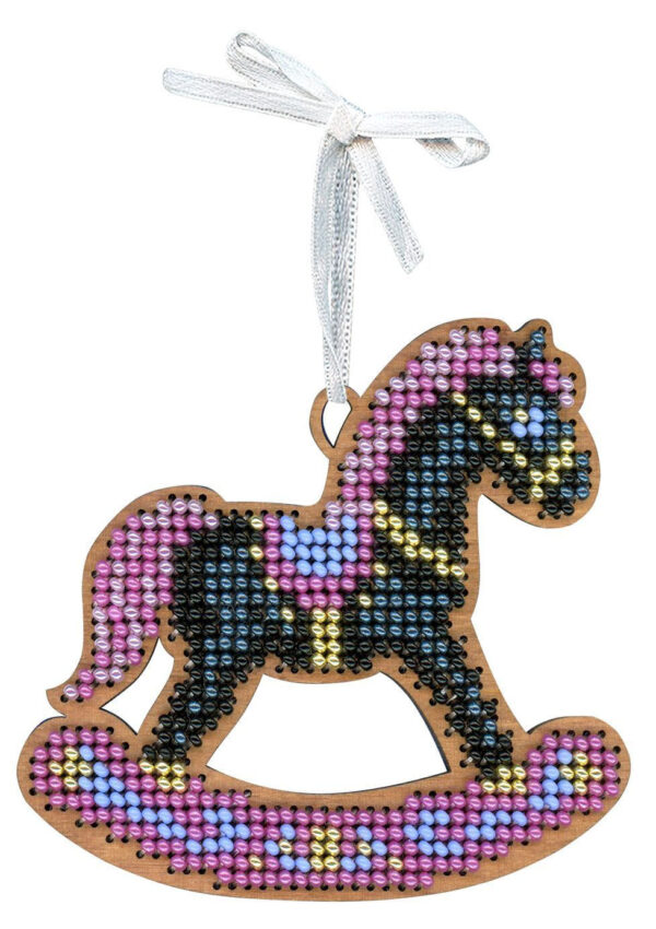 Tikand puidul Little Dark Horse 8x8 cm SO-157